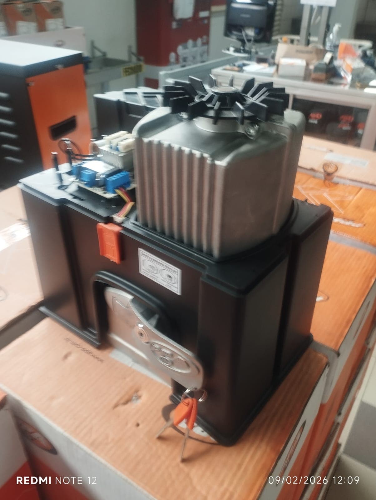 Automatizador deslizante em detalhe para substituicao tecnica